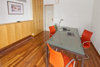HOTEL-CREINA---Room-Deluxe-Suite-2-r1
