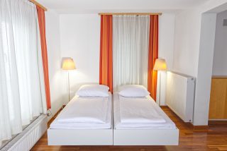 HOTEL-CREINA---Room-Deluxe-Suite-5-r1
